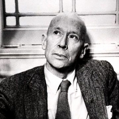 Ten más cuidado del amor que de cualquier otra cosa